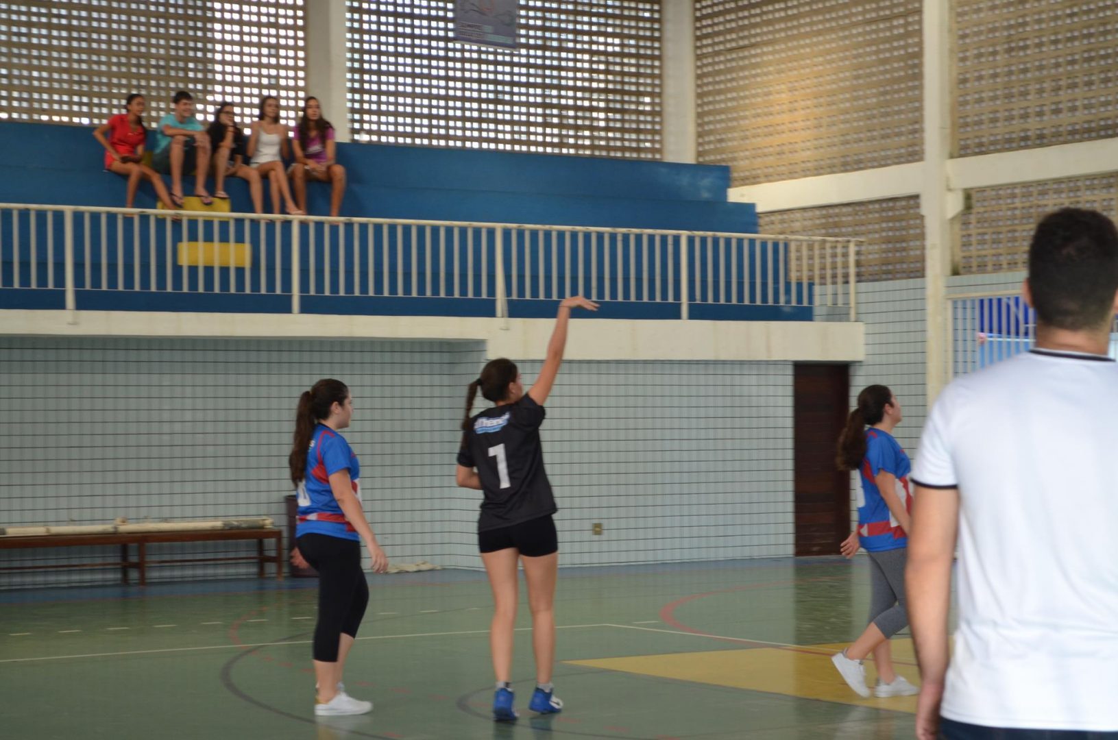 Basquete nos jogos internos do Ensino Médio