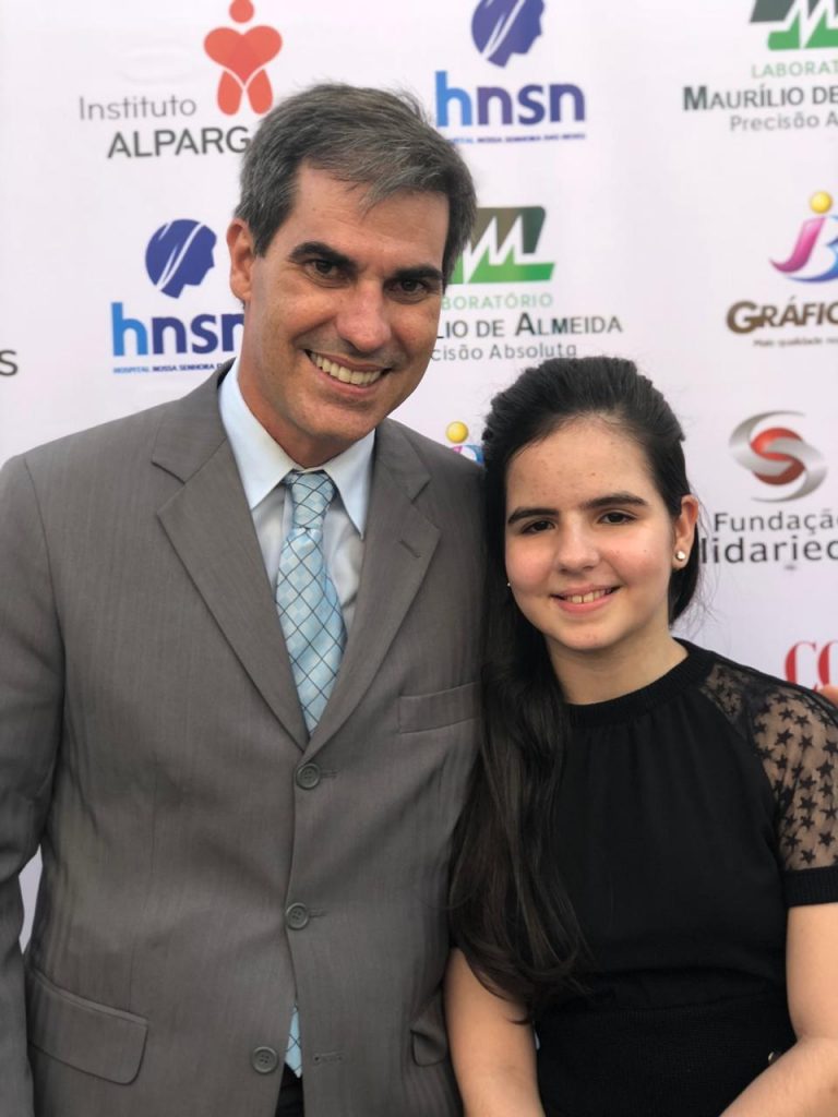 Aluna do Athenas conquista o 1º lugar no Concurso de Redação do Sistema Correio de Comunicação