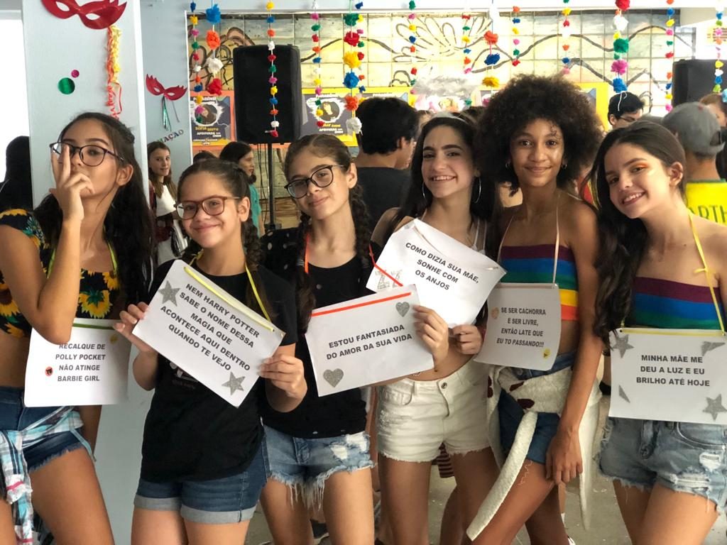 Athenas-Folia-Arrastando Alegria!