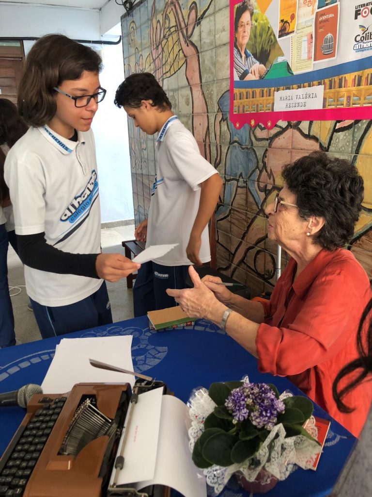 Hoje tivemos a grande visita da nossa escritora brasileira Maria Valéria Rezende