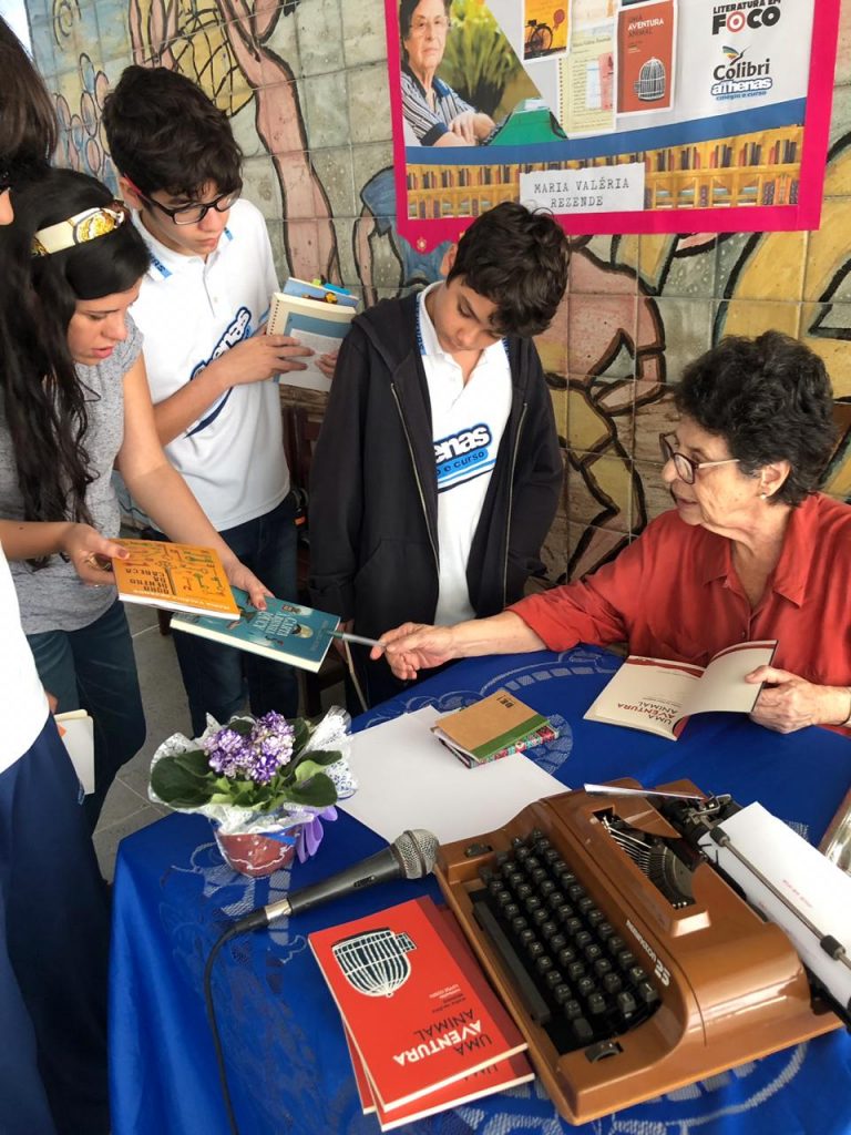 Hoje tivemos a grande visita da nossa escritora brasileira Maria Valéria Rezende