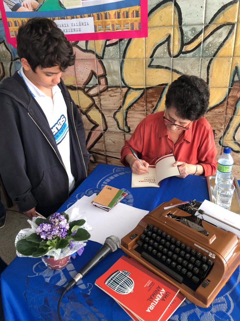 Hoje tivemos a grande visita da nossa escritora brasileira Maria Valéria Rezende