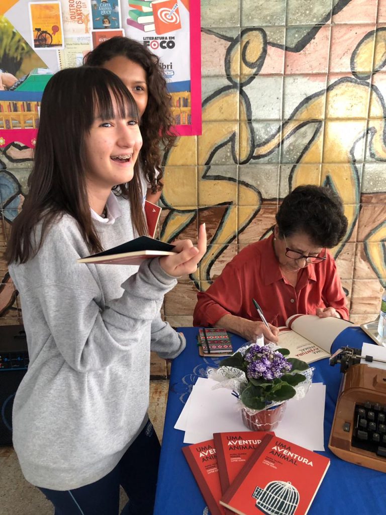 Hoje tivemos a grande visita da nossa escritora brasileira Maria Valéria Rezende