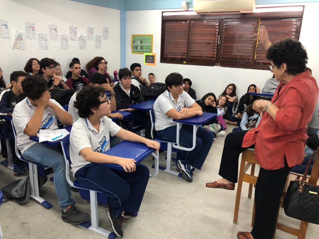 Hoje tivemos a grande visita da nossa escritora brasileira Maria Valéria Rezende