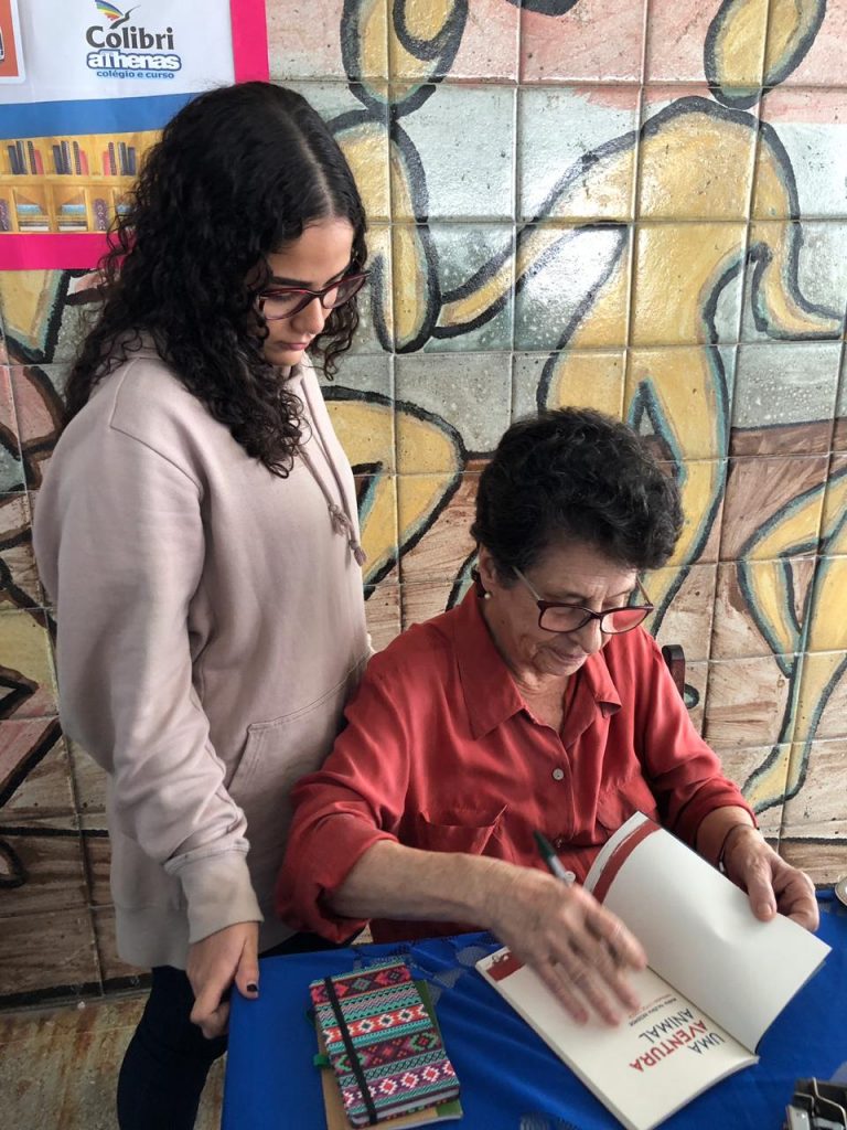 Hoje tivemos a grande visita da nossa escritora brasileira Maria Valéria Rezende