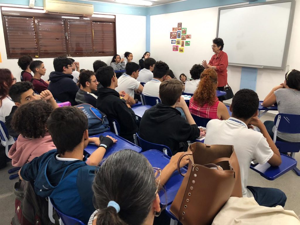 Hoje tivemos a grande visita da nossa escritora brasileira Maria Valéria Rezende