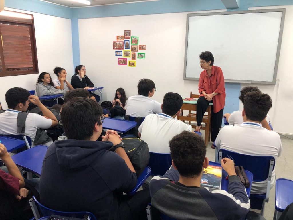 Hoje tivemos a grande visita da nossa escritora brasileira Maria Valéria Rezende