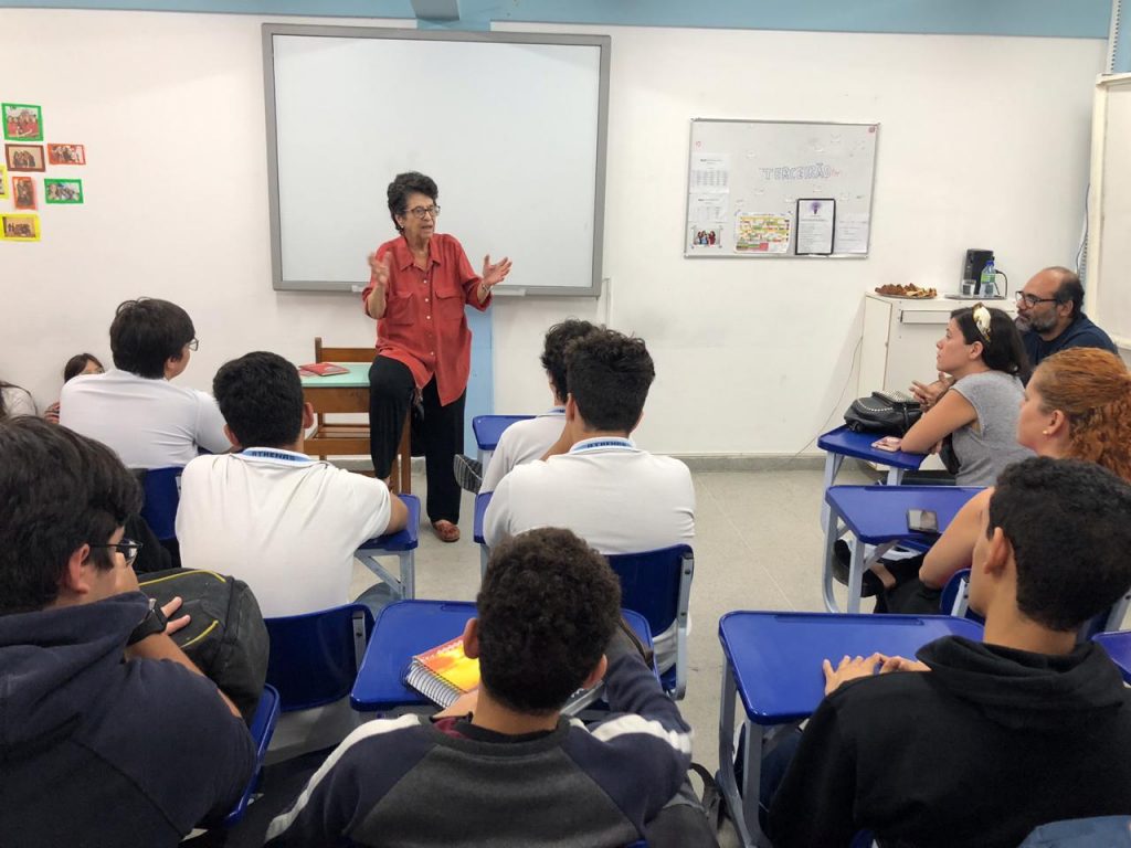 Hoje tivemos a grande visita da nossa escritora brasileira Maria Valéria Rezende