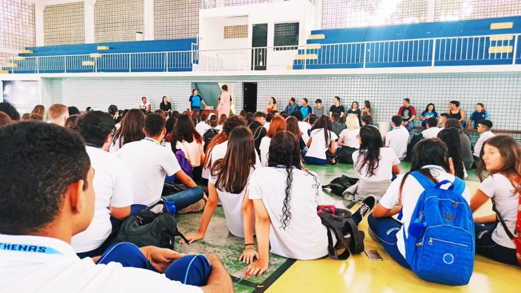 1º Dia é dia de alegria, euforia, encantamento. Novo mundo. Cheio de expectativa e ansiedade.