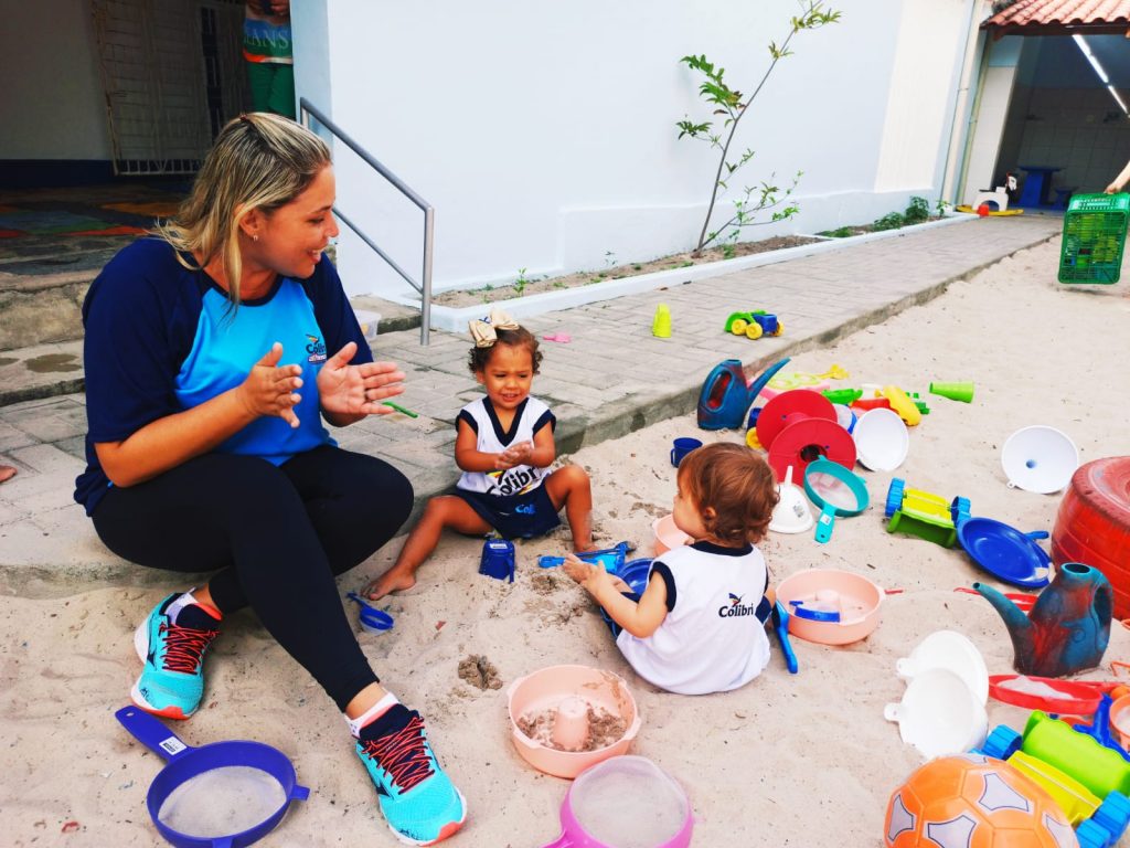 1º Dia é dia de alegria, euforia, encantamento. Novo mundo. Cheio de expectativa e ansiedade.