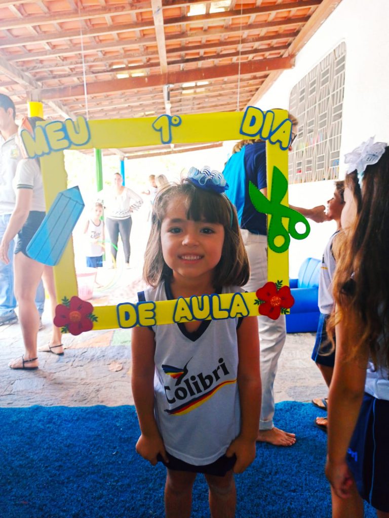 1º Dia é dia de alegria, euforia, encantamento. Novo mundo. Cheio de expectativa e ansiedade.