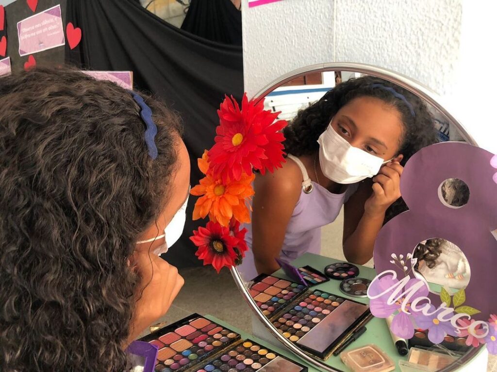 “O olhar é a linguagem do coração”.