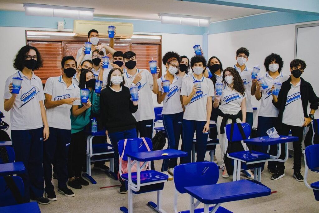 Nosso #terceirão foi recebido com muito entusiasmo, com um brinde especial em parceria com a @faculdadetresmarias.