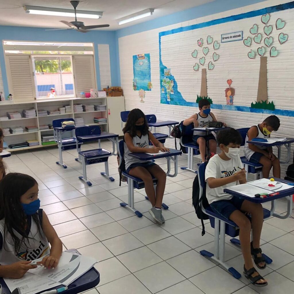 O Fundamental I não ficou de fora das Avaliações de Sondagem, eles realizaram os exames de português e matemática, exercitando também a escrita e caligrafia.