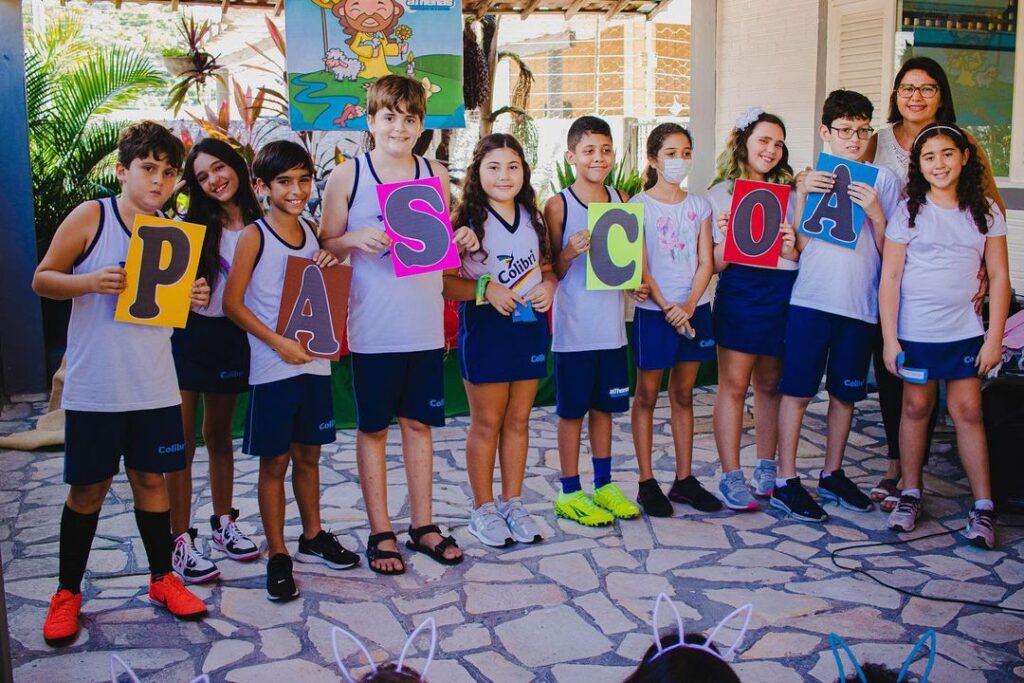 As turmas do Fundamental I apresentaram seus conhecimentos e reflexões sobre os Símbolos da Páscoa, nesta quarta-feira (13/04).