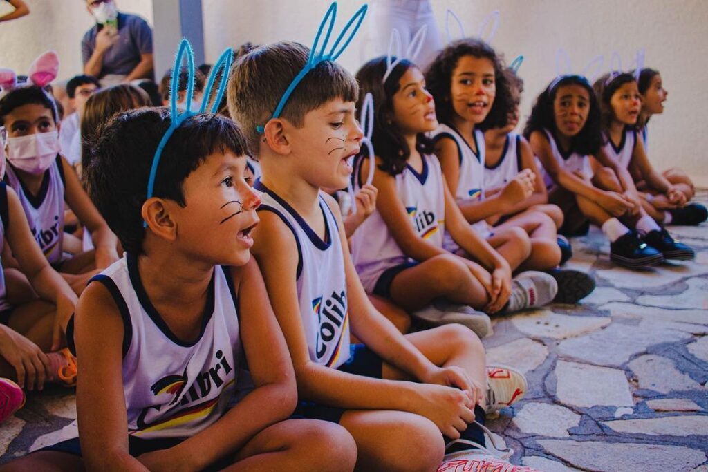 As turmas do Fundamental I apresentaram seus conhecimentos e reflexões sobre os Símbolos da Páscoa, nesta quarta-feira (13/04).