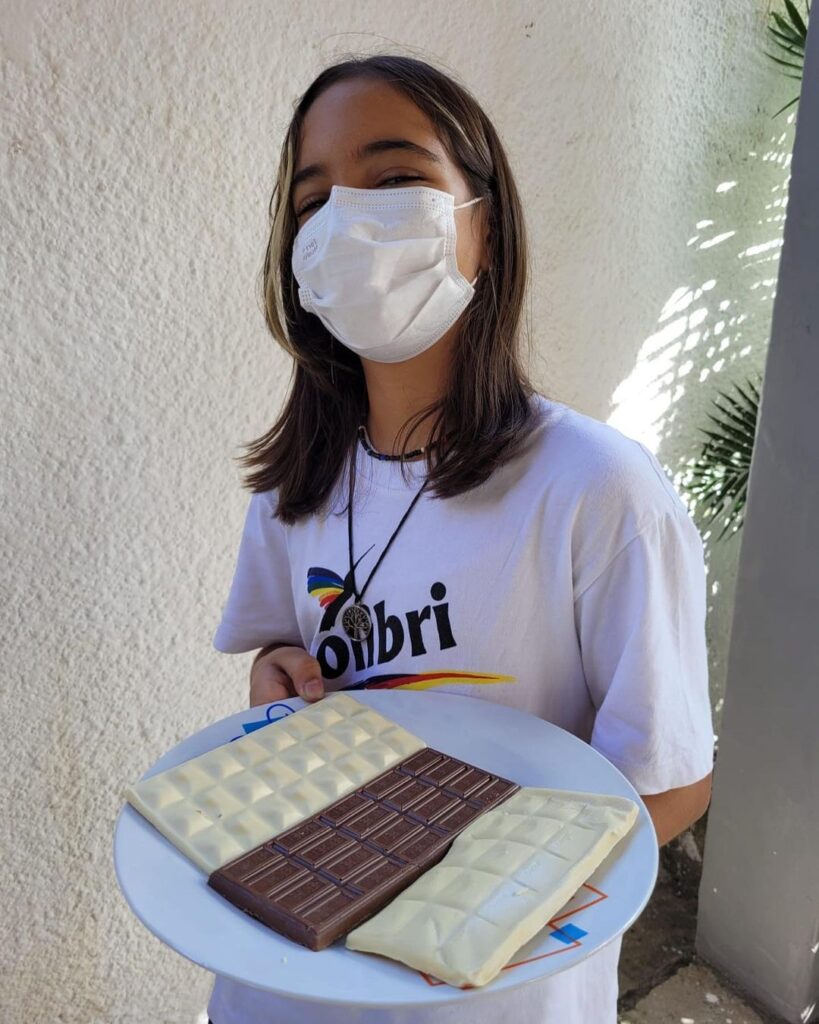 Uma delícia de aula! 😋 Em uma aula prática de Fração a turma do 5°Ano B interagiu de forma descontraída e saborosa.