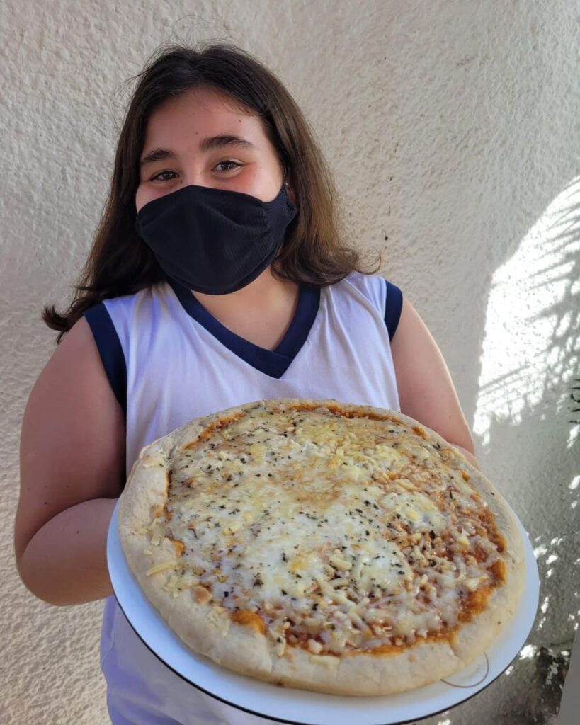 Uma delícia de aula! 😋 Em uma aula prática de Fração a turma do 5°Ano B interagiu de forma descontraída e saborosa.