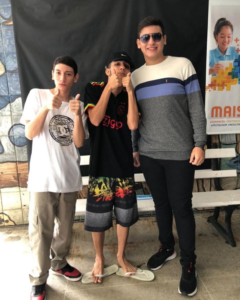 Hoje teve trote do terceirão! 🎊