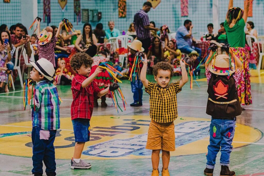 Que festa linda! Em comemoração ao São João e a temporada junina, tivemos um arraiá inesquecível.