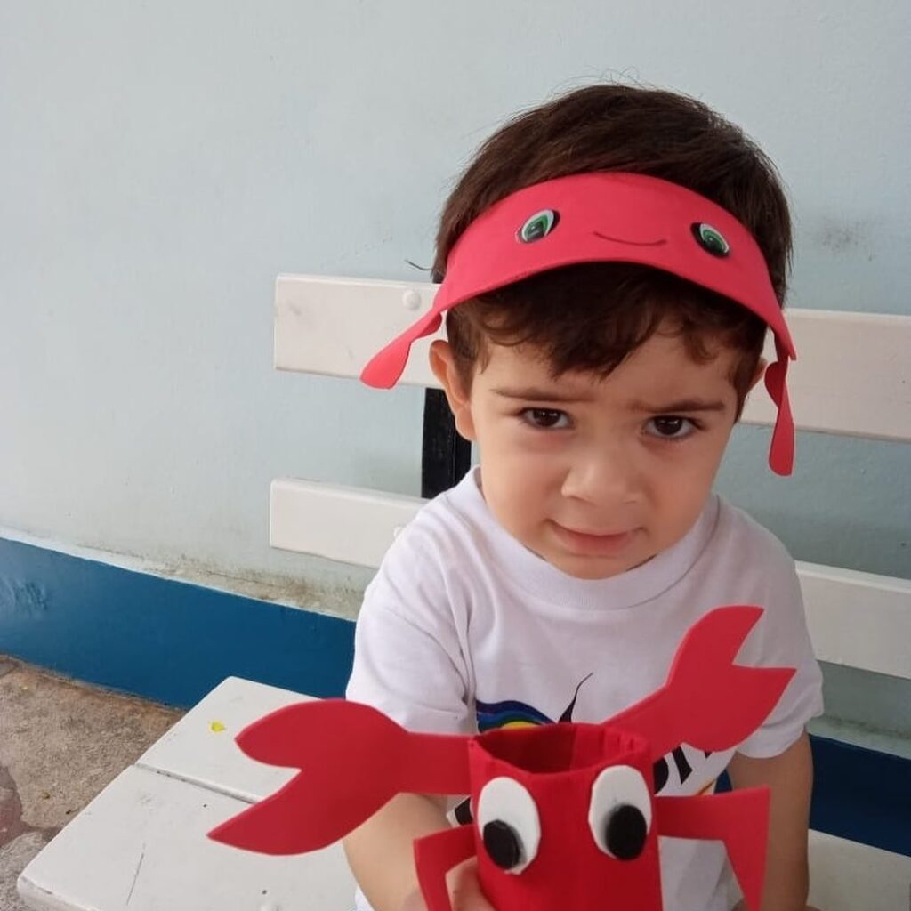 Finalizamos nossas atividades folclóricas com muita alegria e diversão!