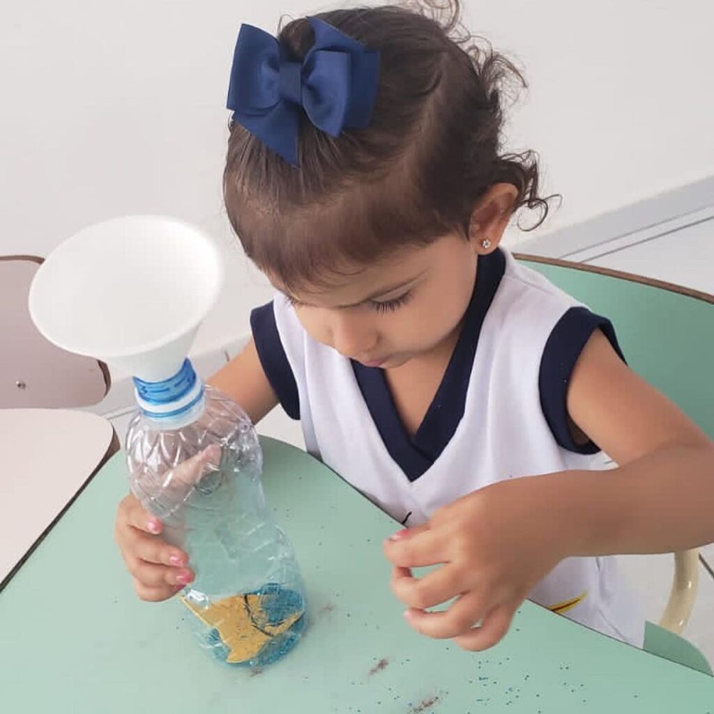 Finalizamos nossas atividades folclóricas com muita alegria e diversão!