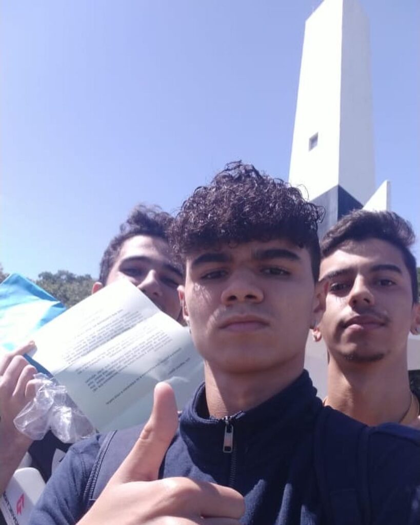 Essa semana foi a vez do 3º ano do ensino médio participar do nosso desafio de Enigmas Históricos.