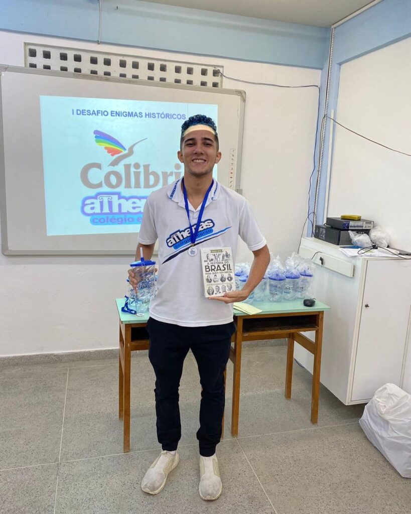 Essa semana foi a vez do 3º ano do ensino médio participar do nosso desafio de Enigmas Históricos.