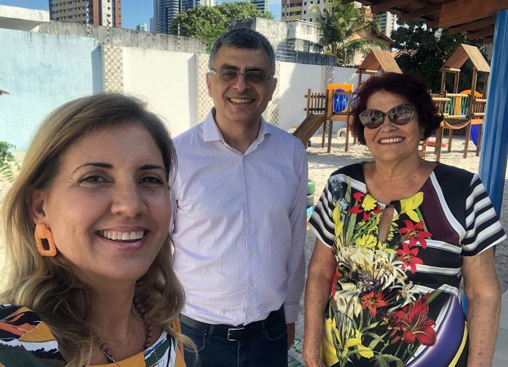 Na tarde de ontem (15), tivemos a honra de receber a visita do presidente do sistema de ensino Poliedro, Nicolau Sarkis.