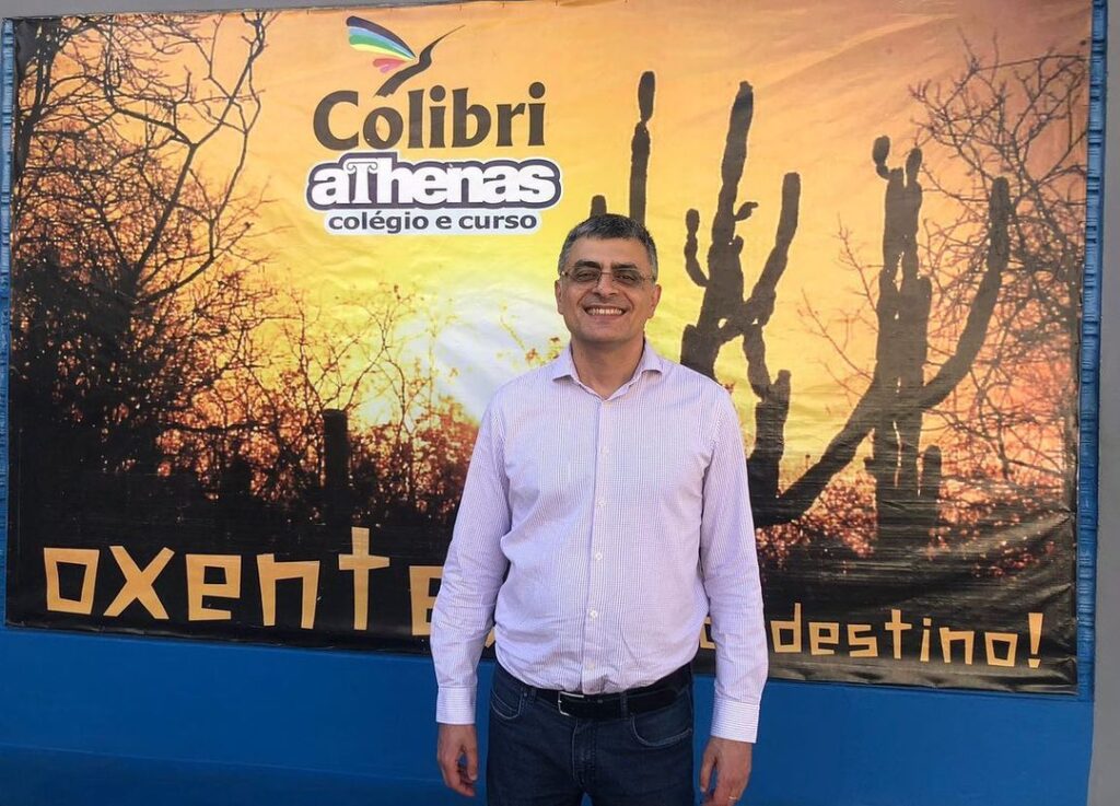 Na tarde de ontem (15), tivemos a honra de receber a visita do presidente do sistema de ensino Poliedro, Nicolau Sarkis.