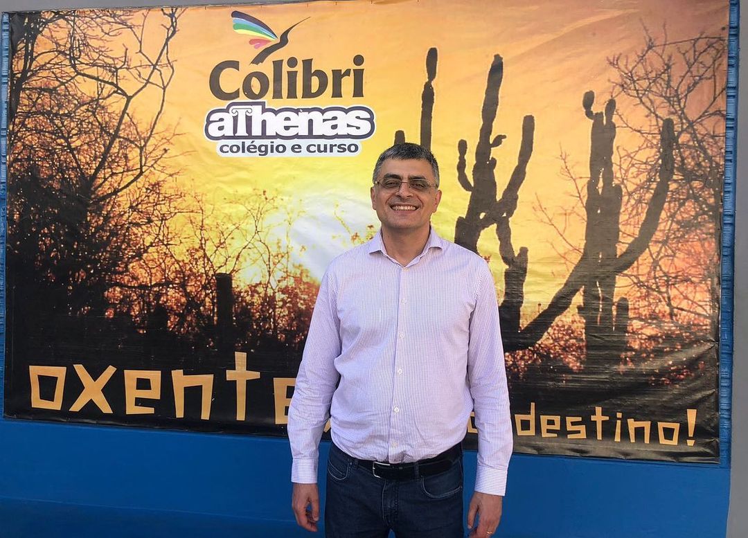 Na tarde de ontem (15), tivemos a honra de receber a visita do presidente do sistema de ensino Poliedro, Nicolau Sarkis.