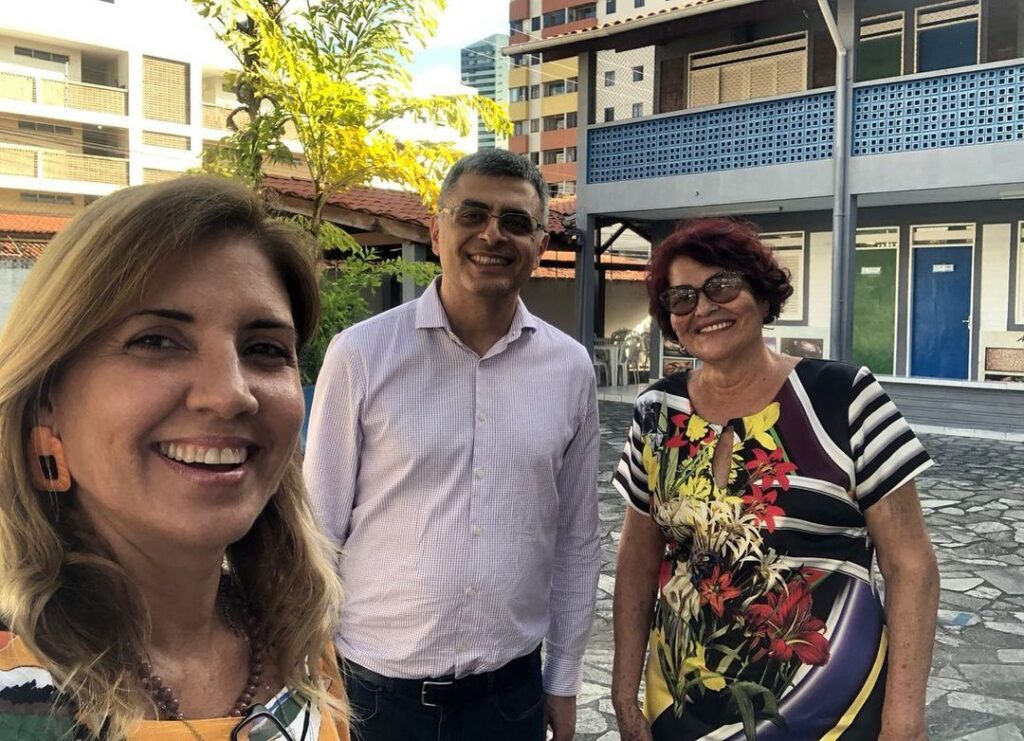 Na tarde de ontem (15), tivemos a honra de receber a visita do presidente do sistema de ensino Poliedro, Nicolau Sarkis.