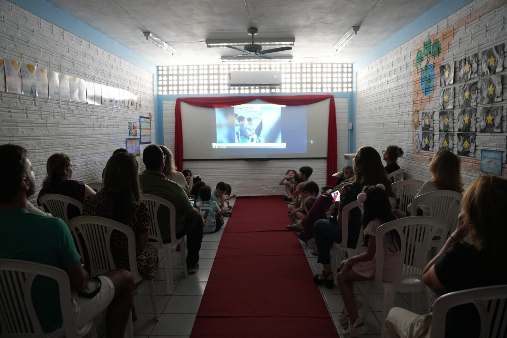 Mostra Cultural e Entrega de Medalhas da Olimpíada de Matemática Poliedro