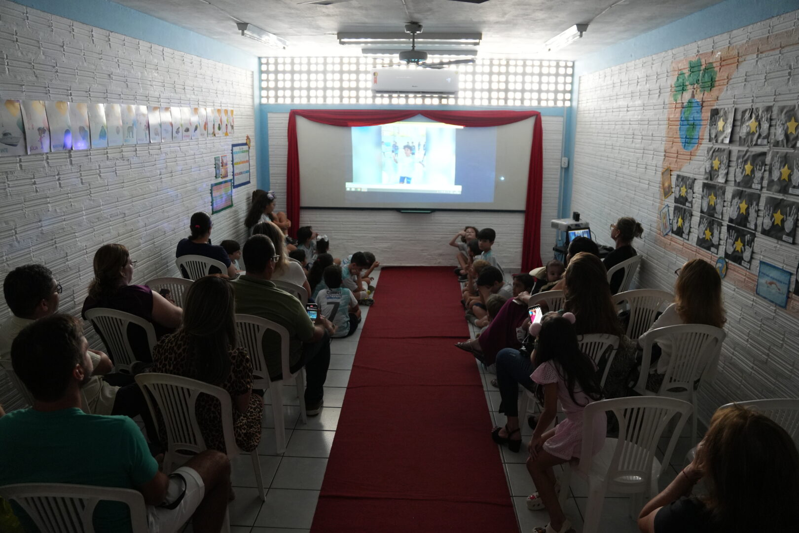 Mostra Cultural e Entrega de Medalhas da Olimpíada de Matemática Poliedro
