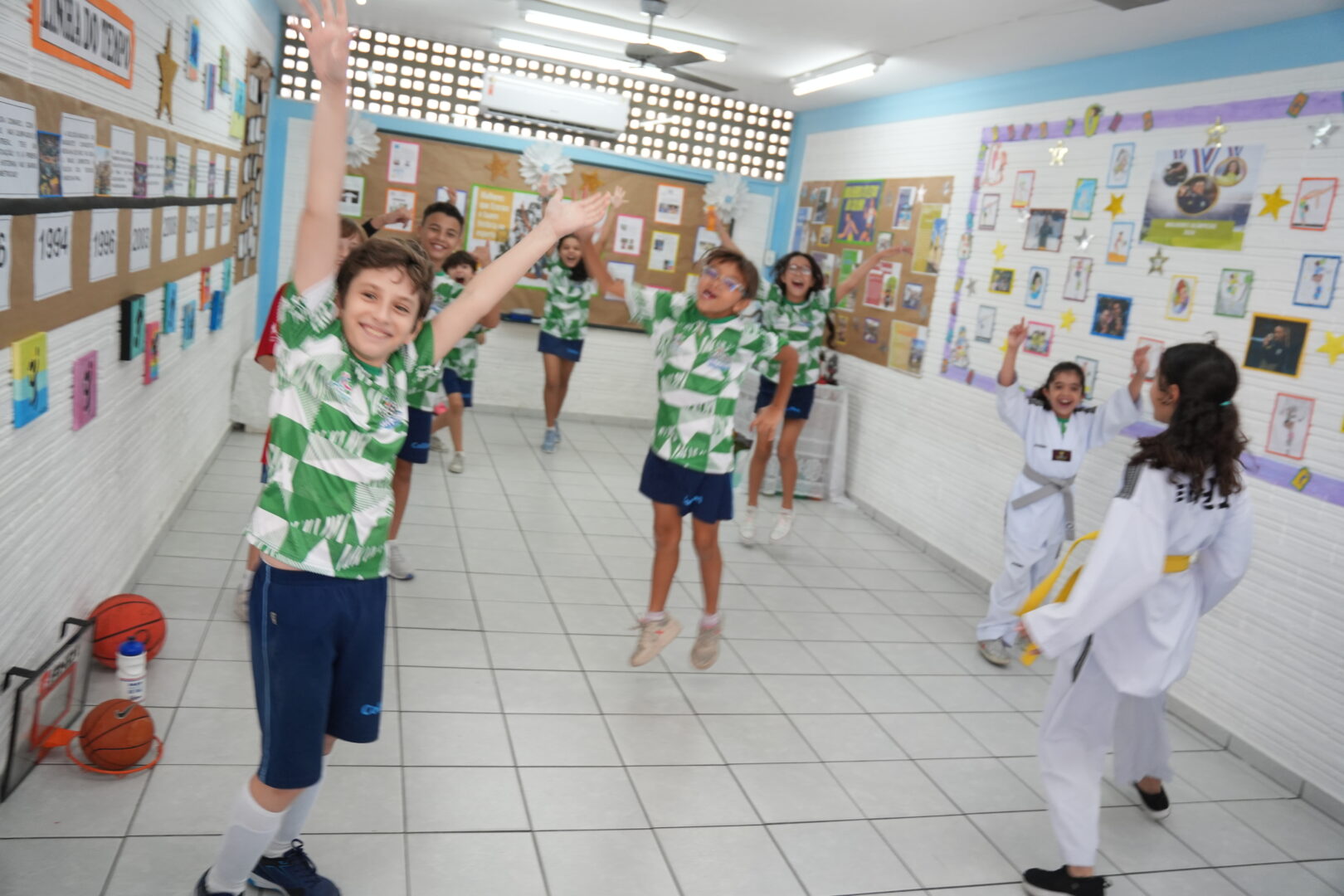 Mostra Cultural e Entrega de Medalhas da Olimpíada de Matemática Poliedro