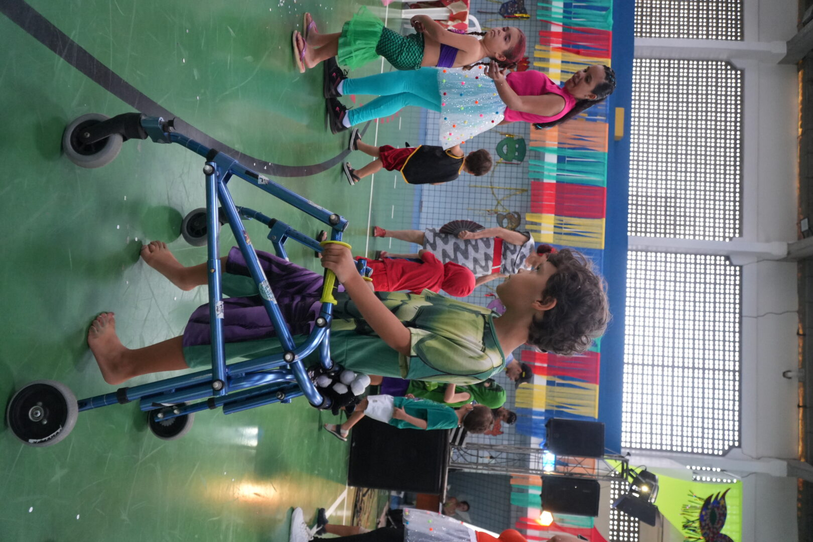 Alegria, cores e muita animação! 🎭✨