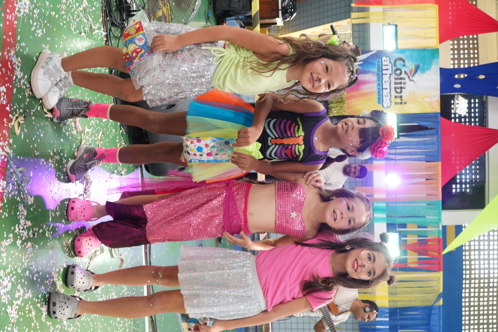 Alegria, cores e muita animação! 🎭✨