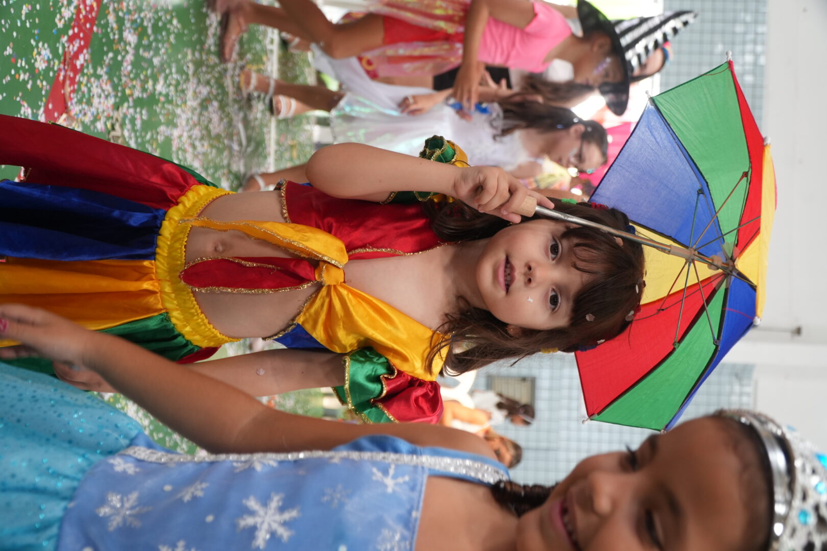 Alegria, cores e muita animação! 🎭✨