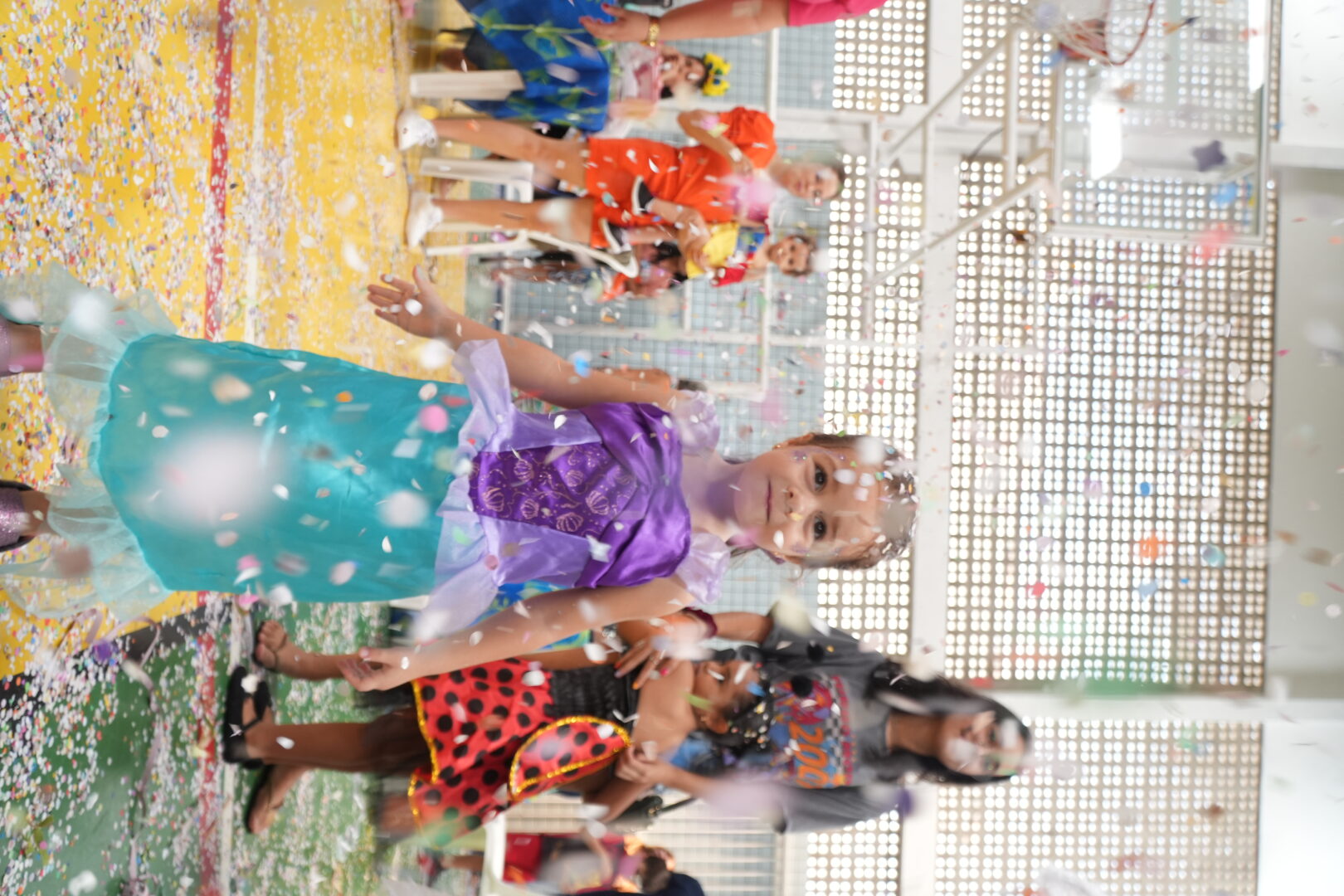 Alegria, cores e muita animação! 🎭✨