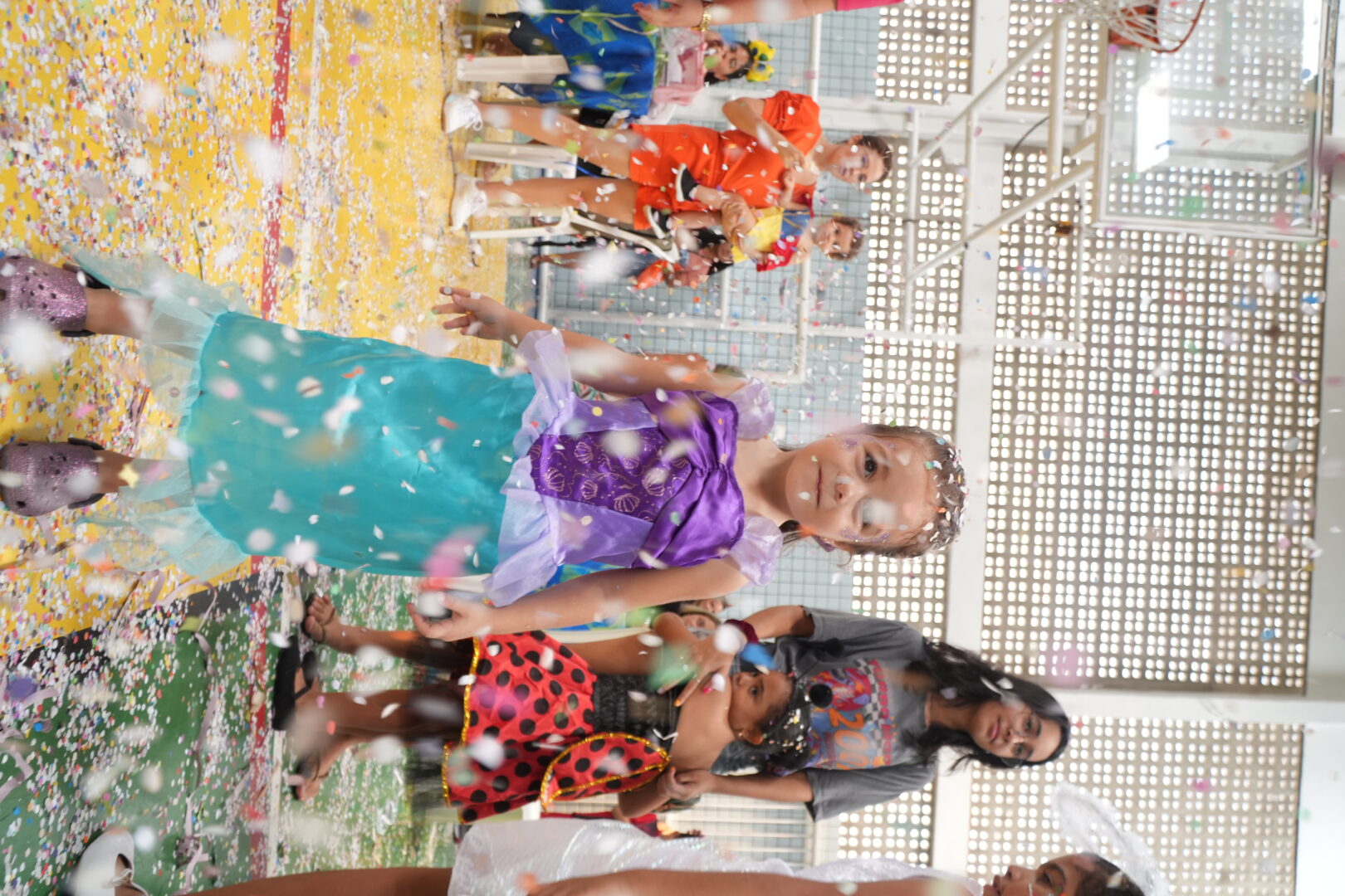 Alegria, cores e muita animação! 🎭✨