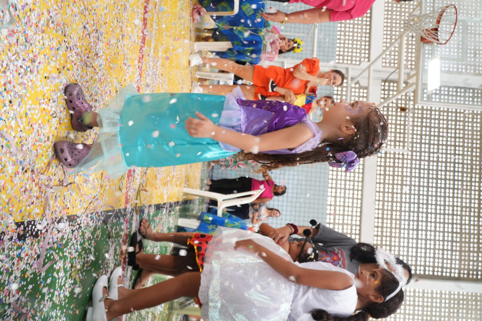 Alegria, cores e muita animação! 🎭✨